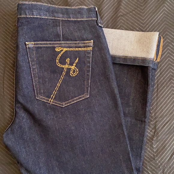 Tommy Hilfiger Denim Capris - Picture 3 of 4